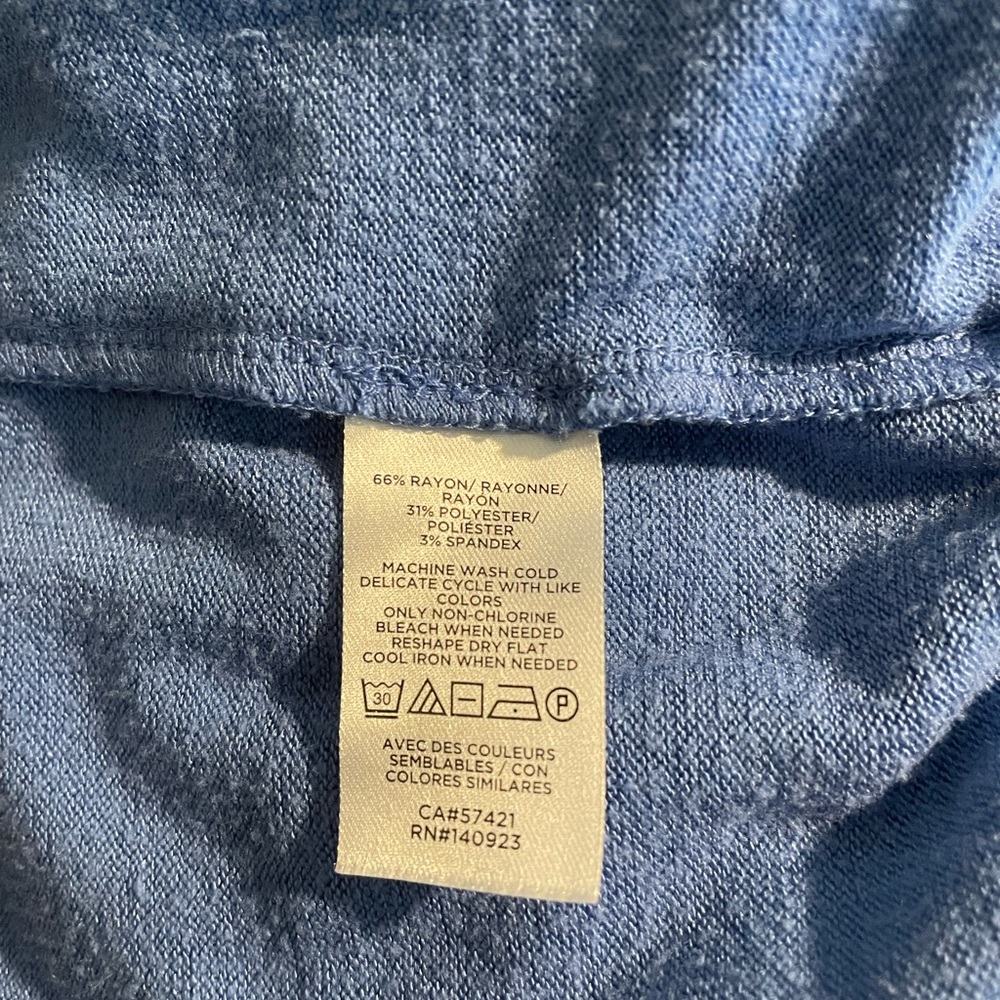 Loft Woman’s Peplum Blouse Top** Bin 3 - Picture 4 of 4